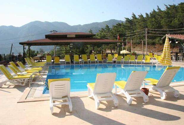 Life Apart - Görsel 4