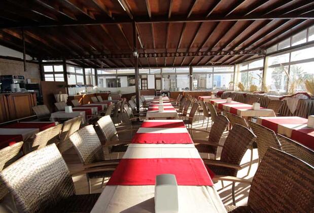 Sun And Sea Beach Hotel - Görsel 9