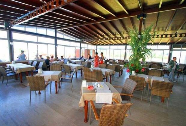 Sun And Sea Beach Hotel - Görsel 10