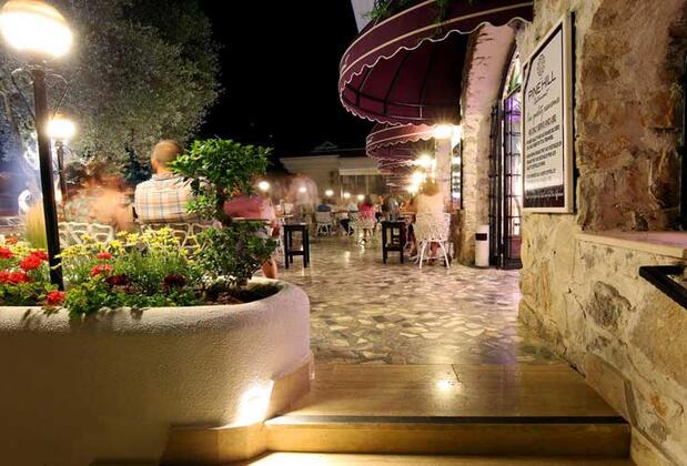 The Pine Hill Hotel & Suites - Görsel 23