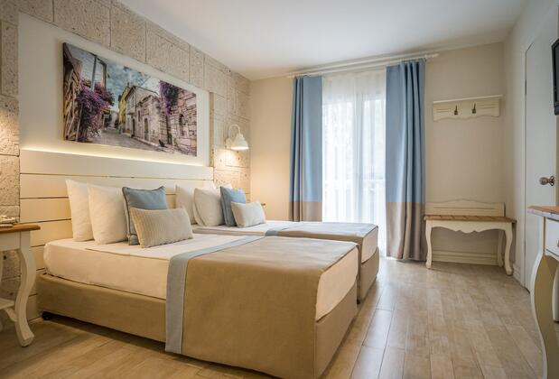 Mark Warner Phokaia Beach Resort - Görsel 15