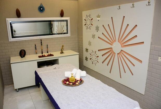 Royal Capital Hotel Suit - Görsel 6