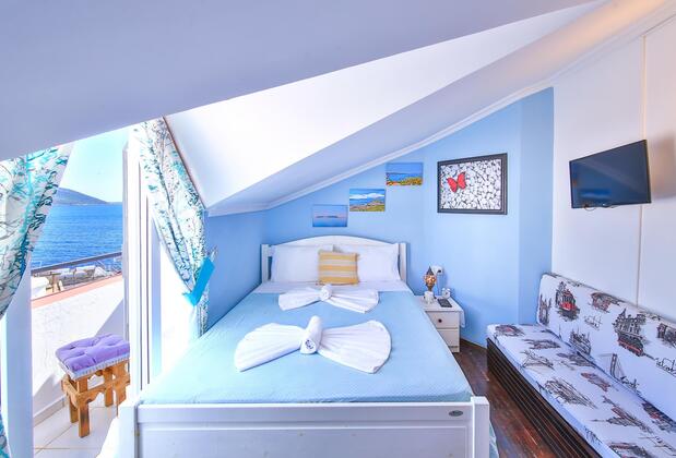 White House Pansiyon by Orcholiday - Görsel 3