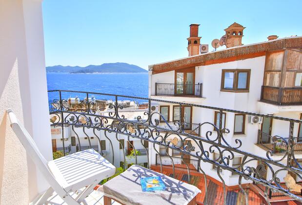 White House Pansiyon by Orcholiday - Görsel 6