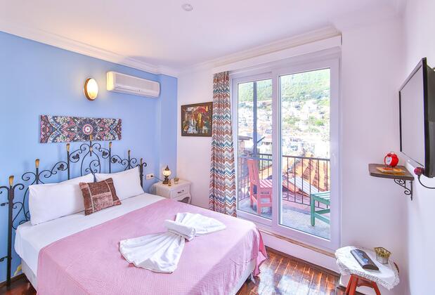 White House Pansiyon by Orcholiday - Görsel 8