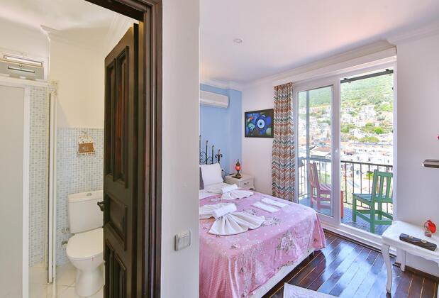 White House Pansiyon by Orcholiday - Görsel 9