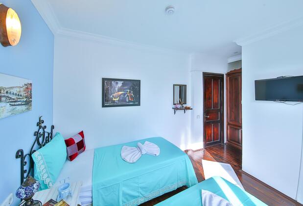 White House Pansiyon by Orcholiday - Görsel 14