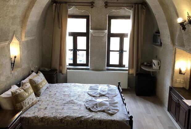 The Village Cave Hotel - Görsel 12