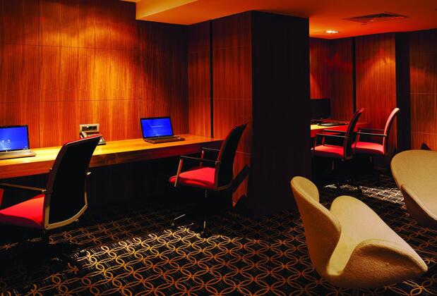 Crowne Plaza İstanbul Harbiye - Görsel 8