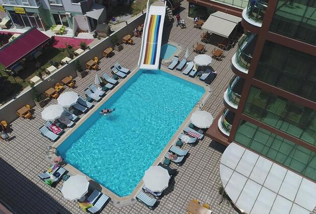 Grand Bayar Beach Hotel - Görsel 12