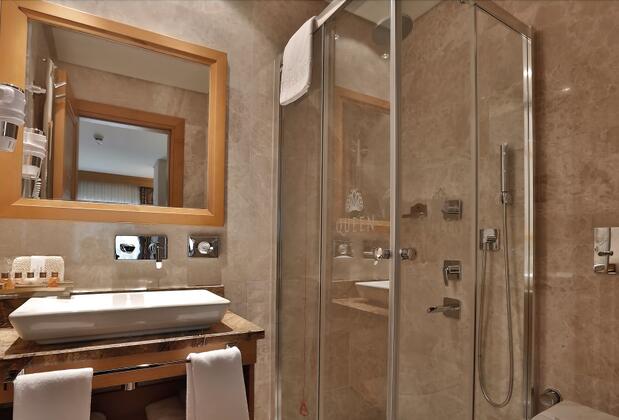 Queen Hotel & SPA - Görsel 24