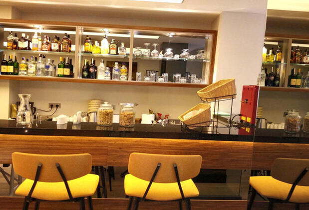 The White Orient Hotel - Görsel 23