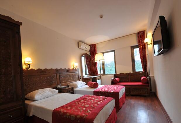 Hotel Santa Pera - Görsel 12