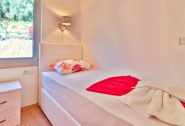 Kasinn Apart Kırmızı - Görsel 6