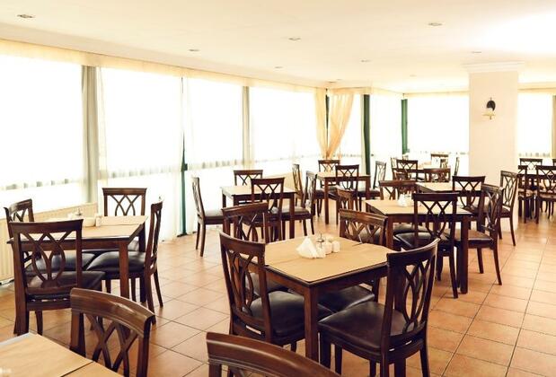 Üstün Hotel Alsancak - Görsel 4