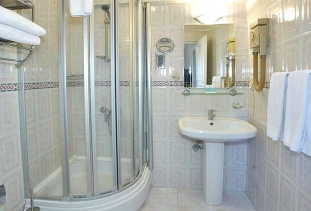 Alzer Hotel - Görsel 23