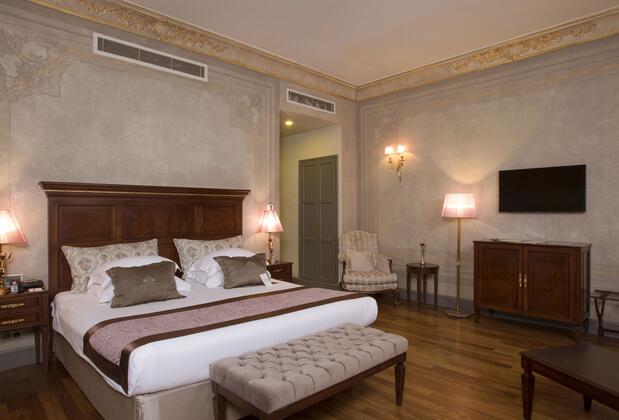 Palazzo Donizetti Hotel - Görsel 16