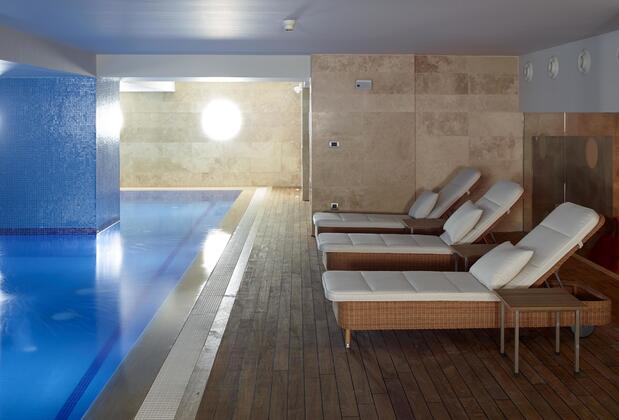 Mövenpick Hotel Istanbul Bosphorus - Görsel 3