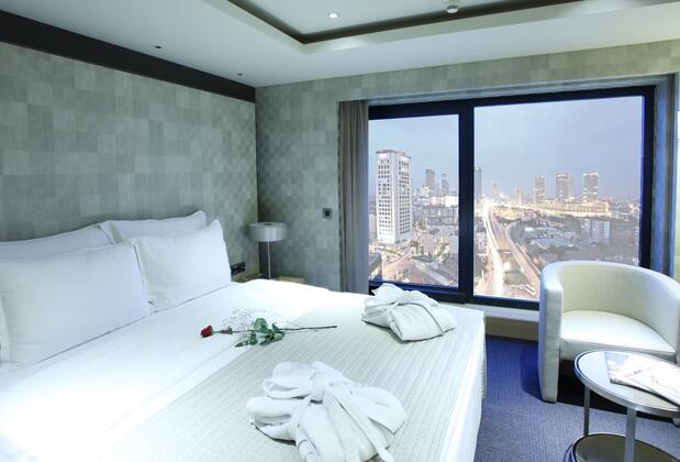 Mövenpick Hotel Istanbul Bosphorus - Görsel 25