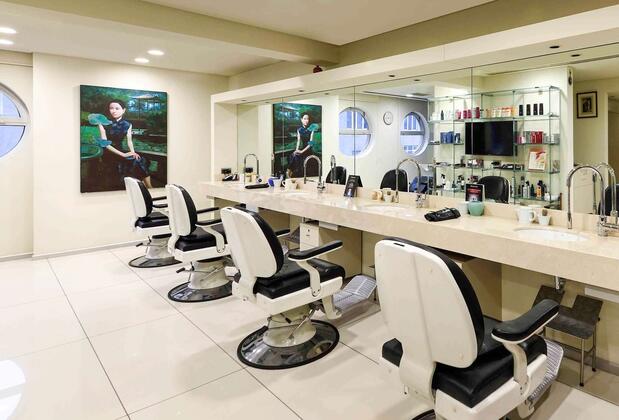 Mövenpick Hotel Istanbul Bosphorus - Görsel 12