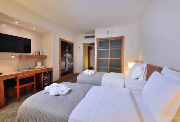 Mövenpick Hotel Istanbul Bosphorus - Görsel 32