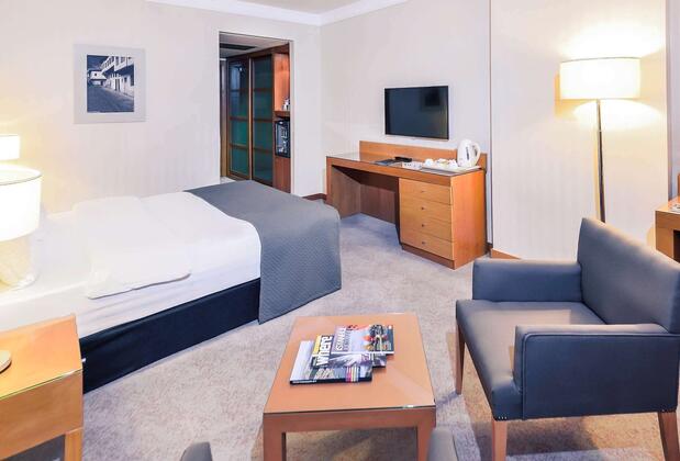 Mövenpick Hotel Istanbul Bosphorus - Görsel 26