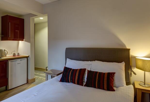 No11 Hotel & Apartments - Görsel 4