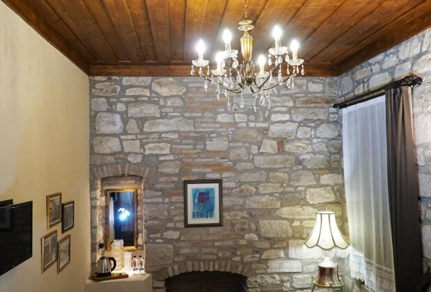 1870's Taş Konak Otel Garden - Görsel 5