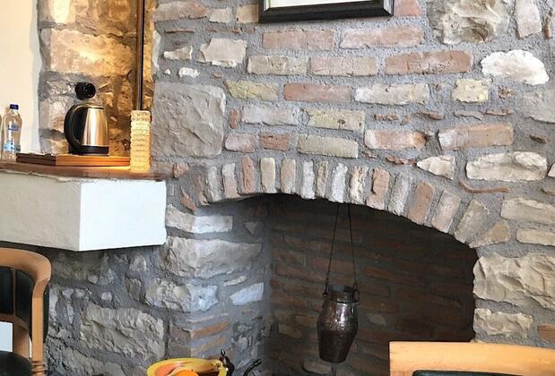 1870's Taş Konak Otel Garden - Görsel 8