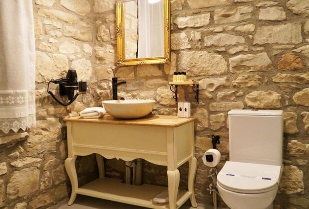 1870's Taş Konak Otel Garden - Görsel 17