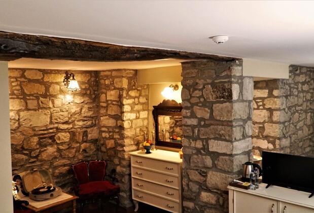 1870's Taş Konak Otel Garden - Görsel 18