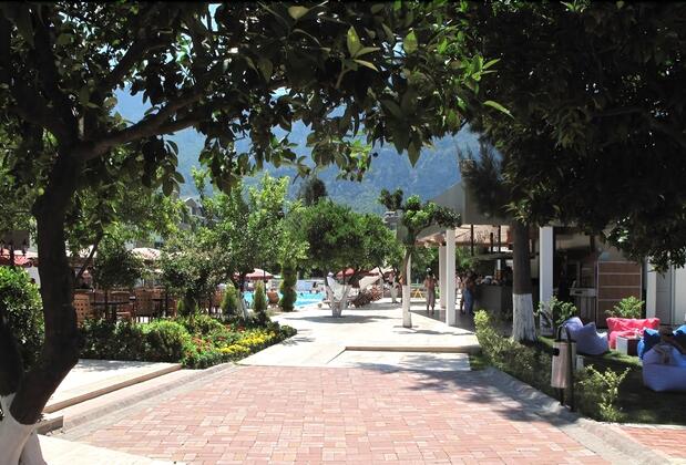 Batont Garden Resort - Görsel 8