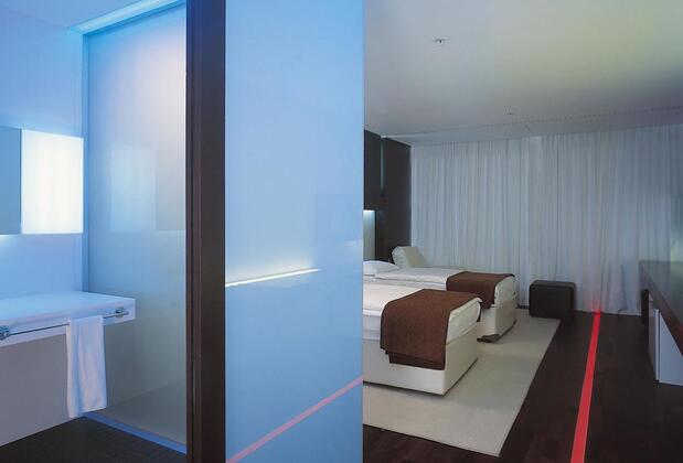 Nirvana Cosmopolitan Hotel - Görsel 24