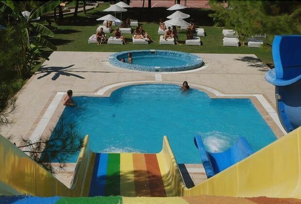 Flora Suites Hotel - Görsel 6