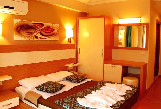 Flora Suites Hotel - Görsel 4