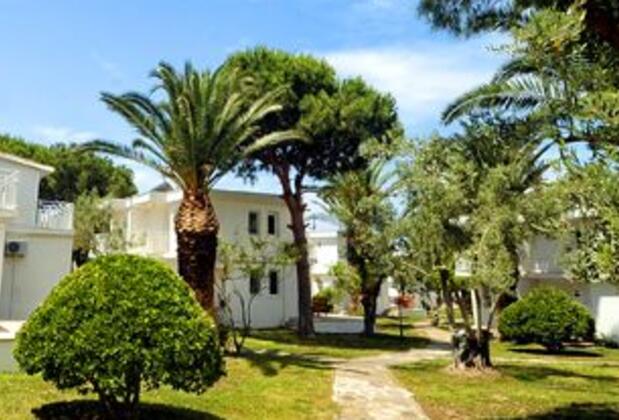 Hanedan Foça Flora Villas - Görsel 3