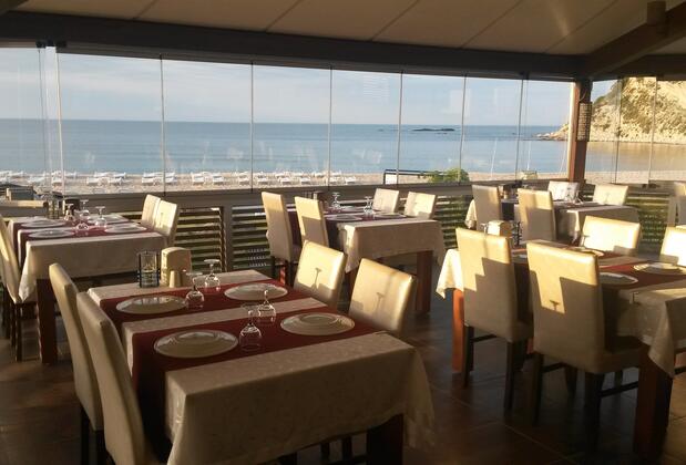 Mad Sea Beach Hotel - Görsel 8