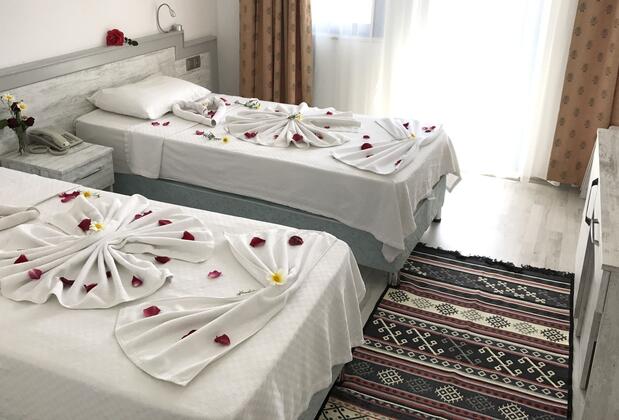 Aymes Hotel - Görsel 8