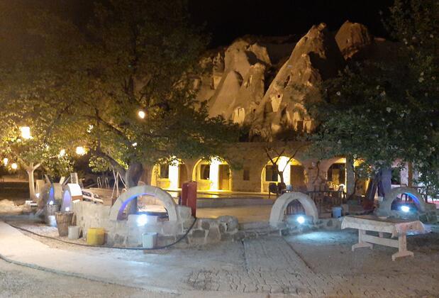 Seven Rock Cave House - Görsel 5