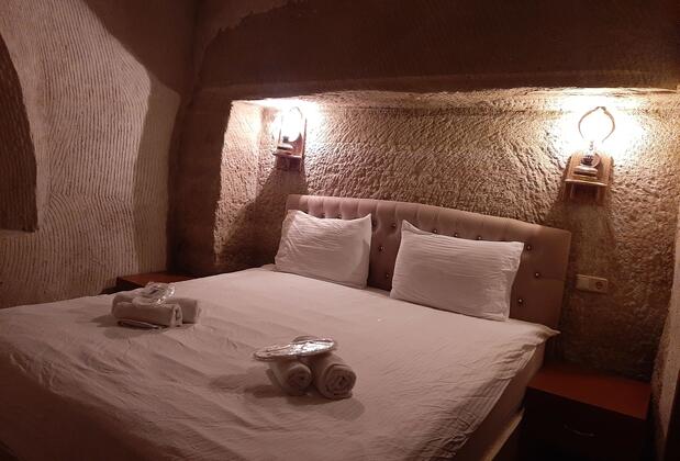 Seven Rock Cave House - Görsel 26