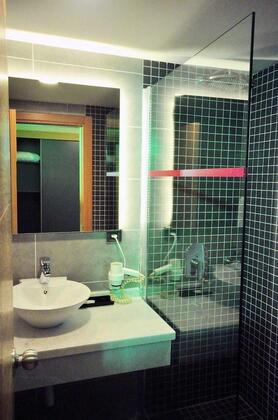 Otel Osaka Airport - Görsel 18