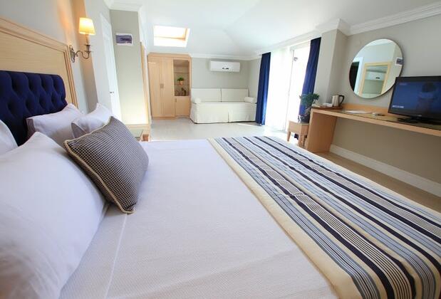 Palm Bay Beach Hotel - Görsel 23