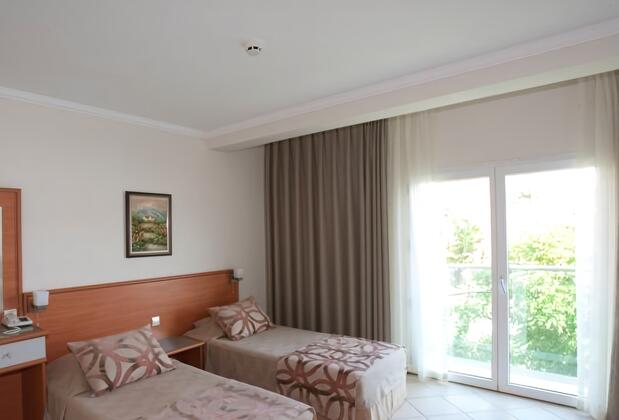 Bodrum Royal Palm Beach Otel - Görsel 3