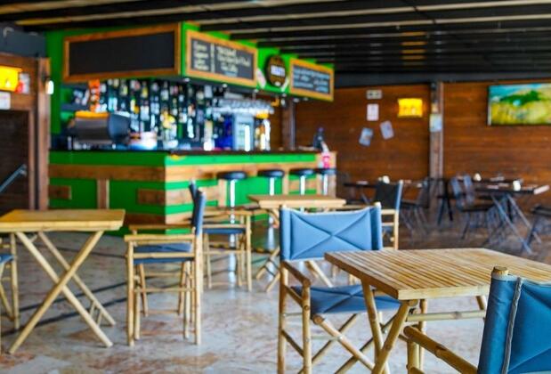 Aquila Beach Hotel - Görsel 10