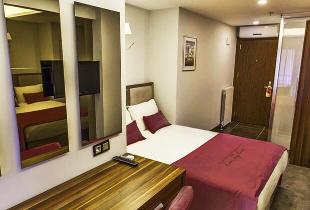 Near Hotel - Görsel 12