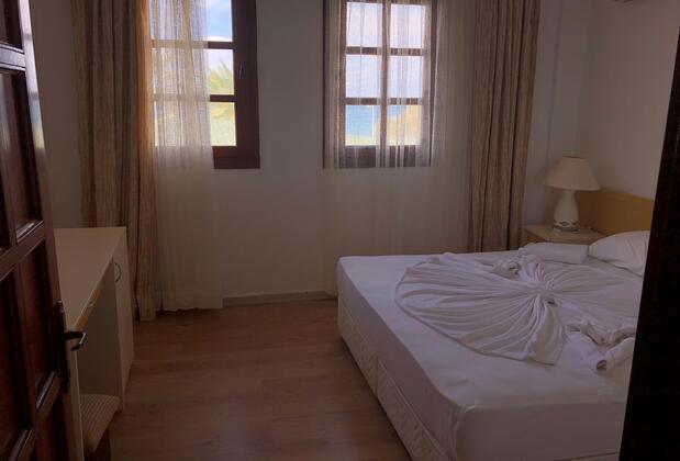 Sun And Sea Beach Hotel - Görsel 22