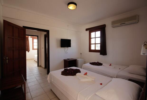 Sun And Sea Beach Hotel - Görsel 27