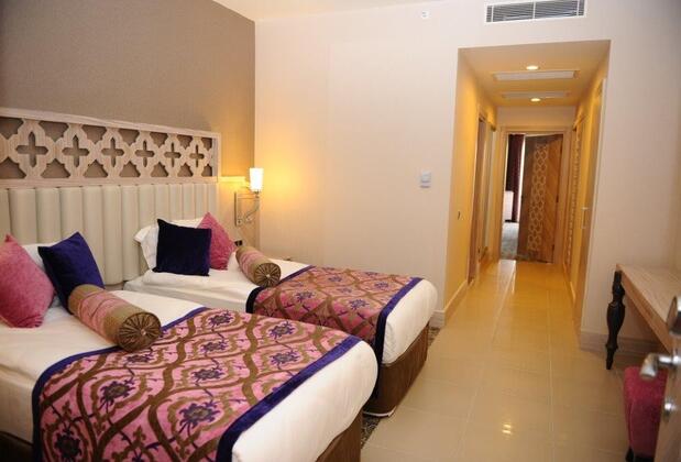 Royal Alhambra Palace - Görsel 7