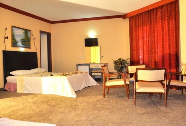 Musti's Royal Plaza Hotel - Görsel 6