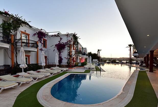 Tropicana Beach Hotel - Görsel 34